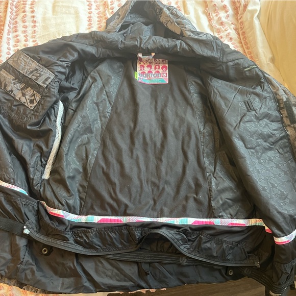Burton Snowboard/Ski Jacket - Picture 2 of 3